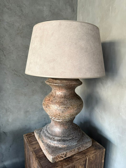Sfeervolle robuuste lamp (inclusief kap)